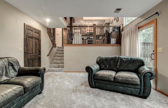 19-28465W85thTerr (19 of 20)