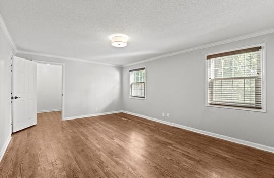 22-3811 W 98th St