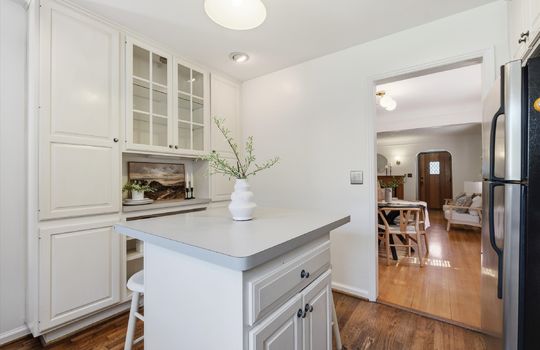 13-5302 W 57th St