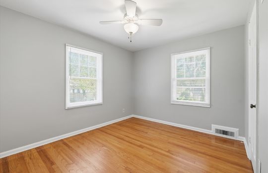 25-5302 W 57th St