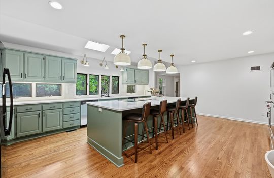 12-2518 Tomahawk Rd