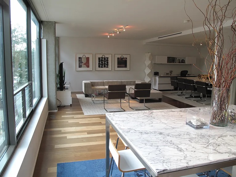 0a8d5ac5262a5c50fe81f96b5e0288ce-cc_ft_960