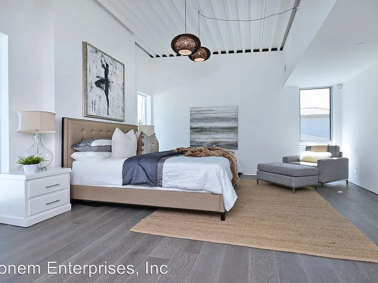 0e583a092c8cde4a1c67a3a63ac949a5-cc_ft_960