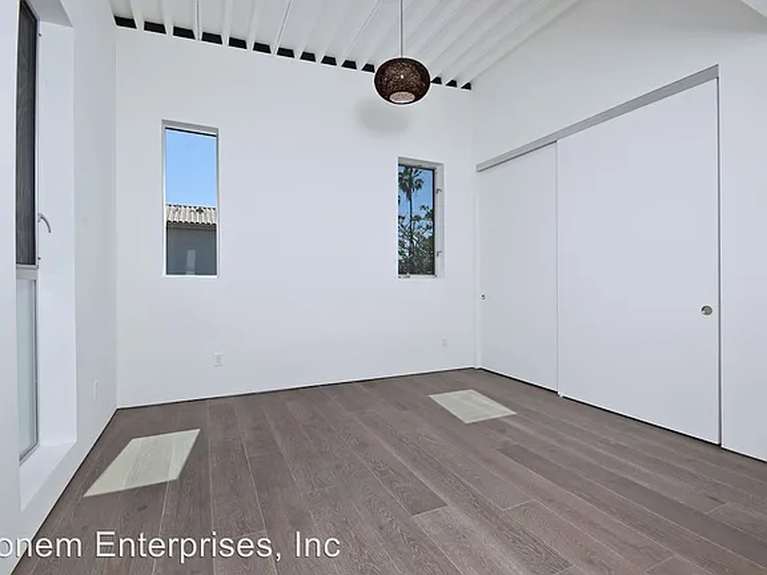 12cc6d563645237544eab7ee20de959b-cc_ft_576