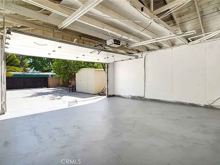 8c82471979afdd55637bb90936283bef-cc_ft_576