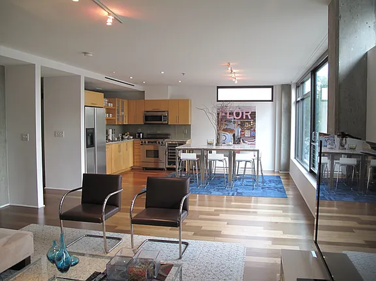 e9448e97fec9f16fedd209088bf5c64e-cc_ft_576