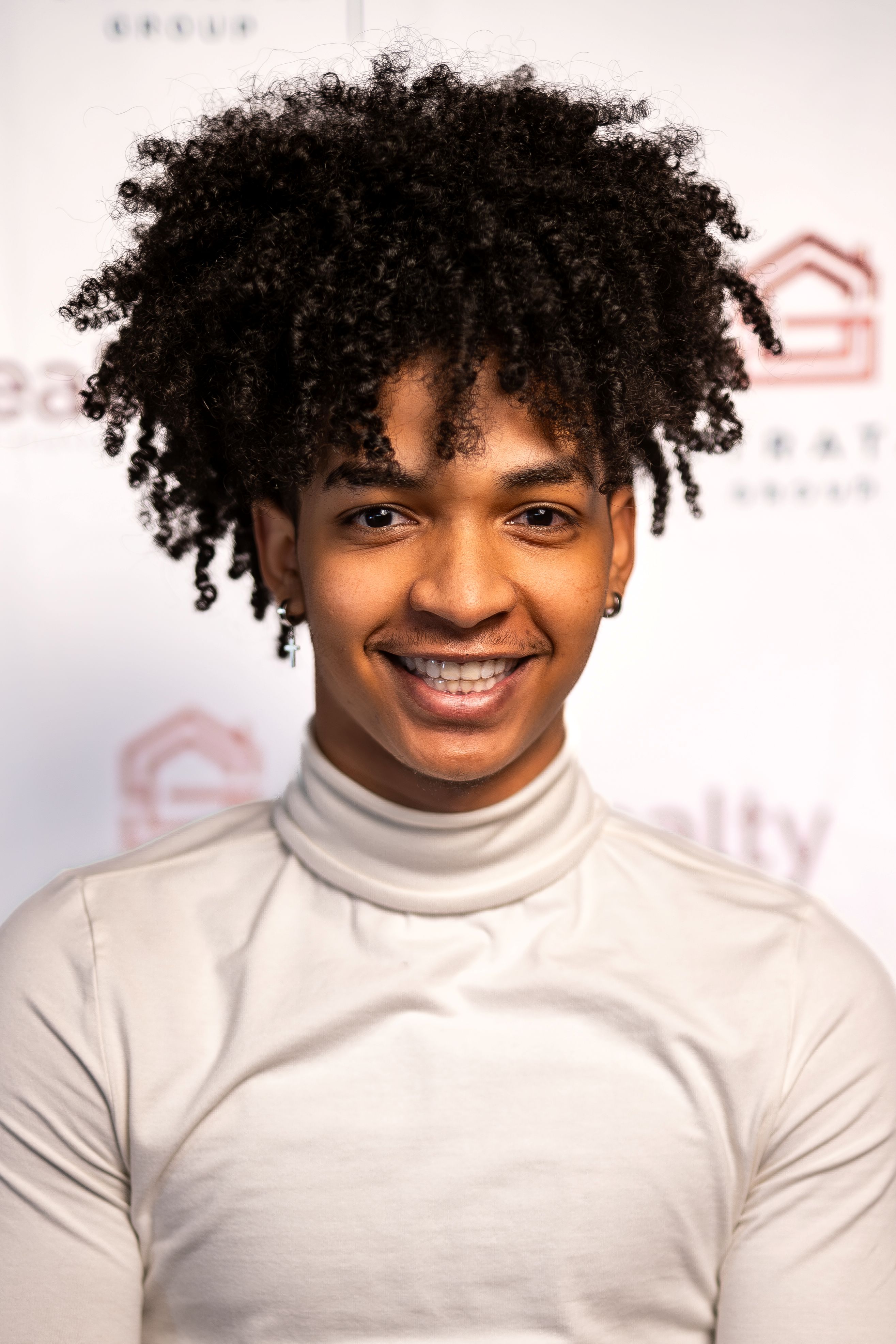 Isaiah Delgado 03 - headshot_topgolf