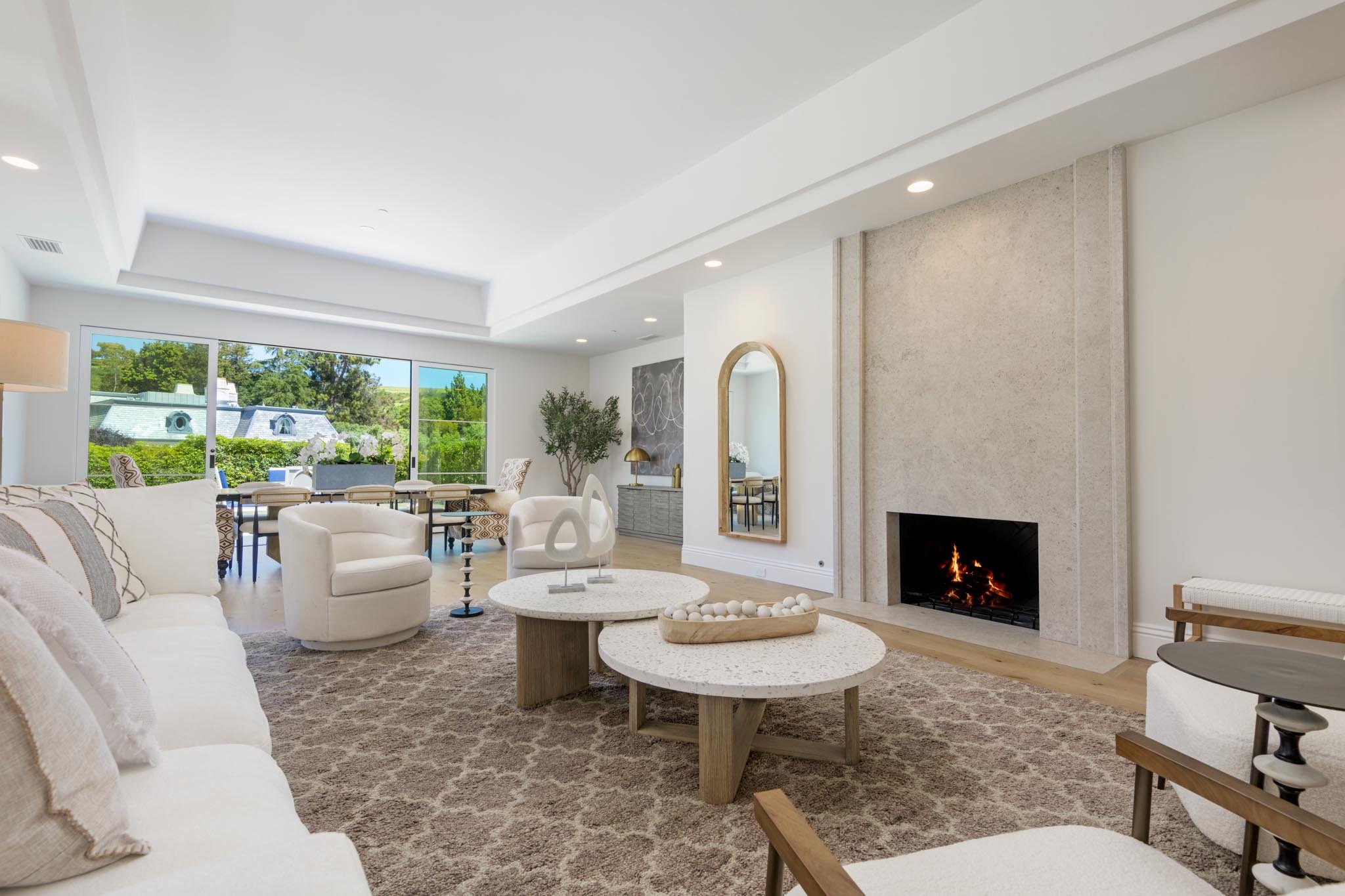 2125BirnamWood_001