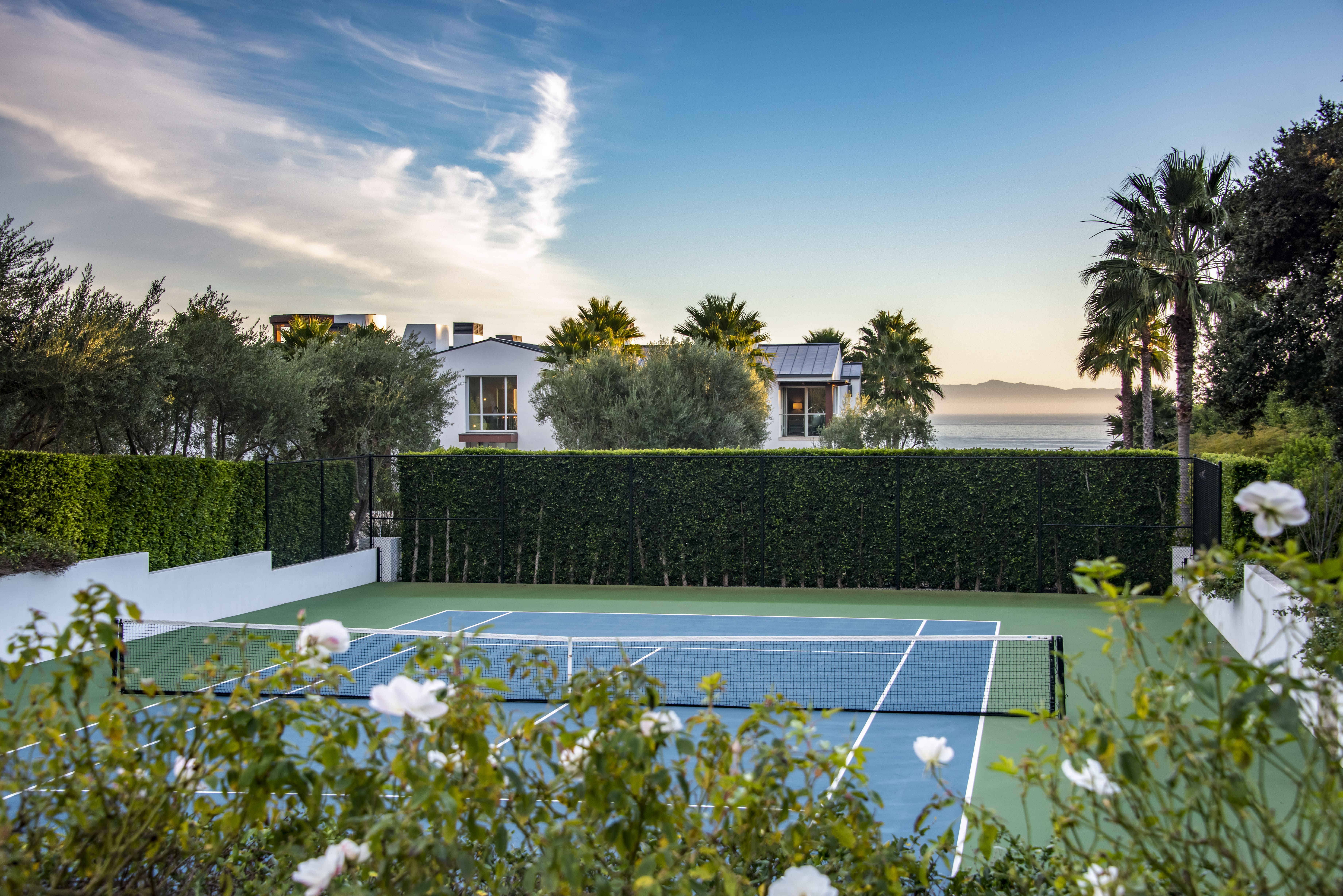 25_4305 Marina Dr_WEB_29