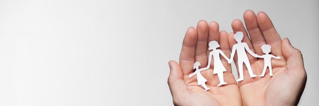 <span>06</span>Resale