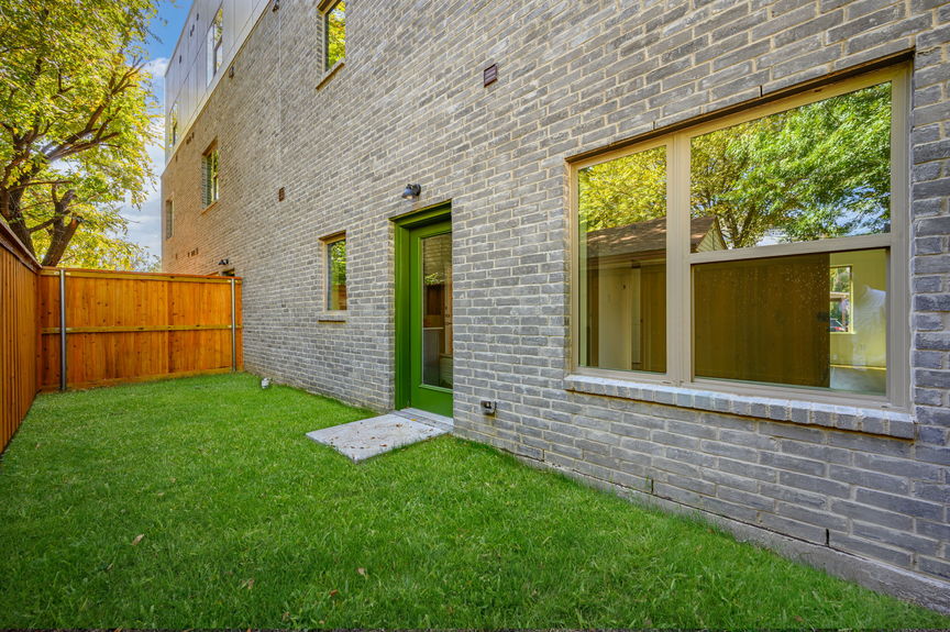 2202MailStDallasTX_MHP_Print-15