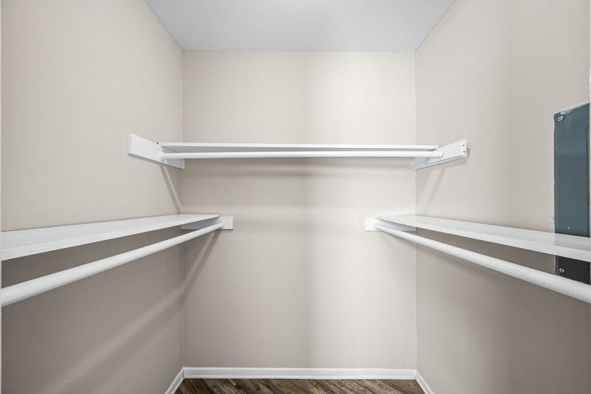 5317JuniusStDallasTX_MHP-16