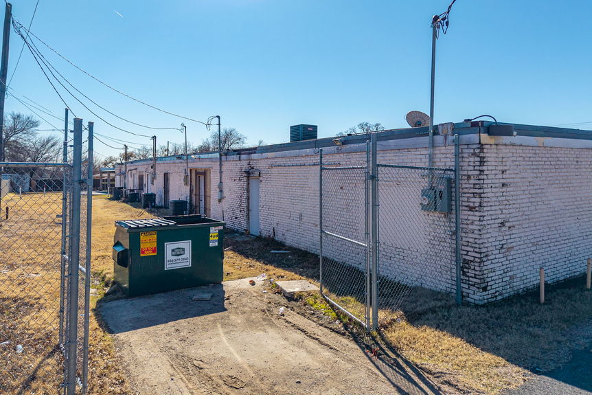 3300ShepherdLnBalchSpringsTX_MHP-15