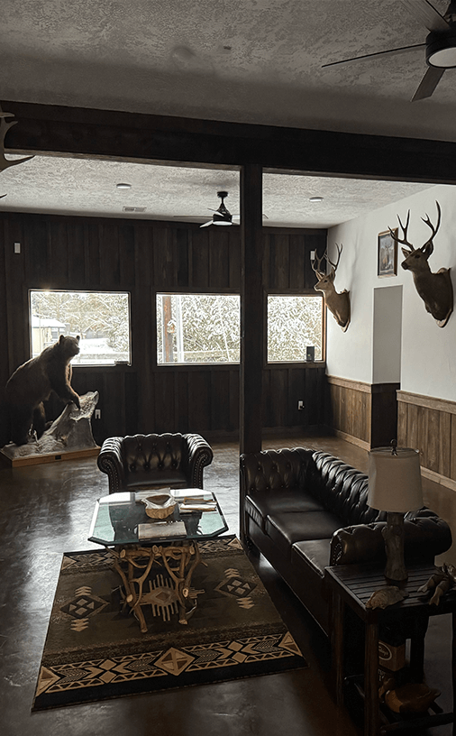 Lodge Picture LEFT (1)