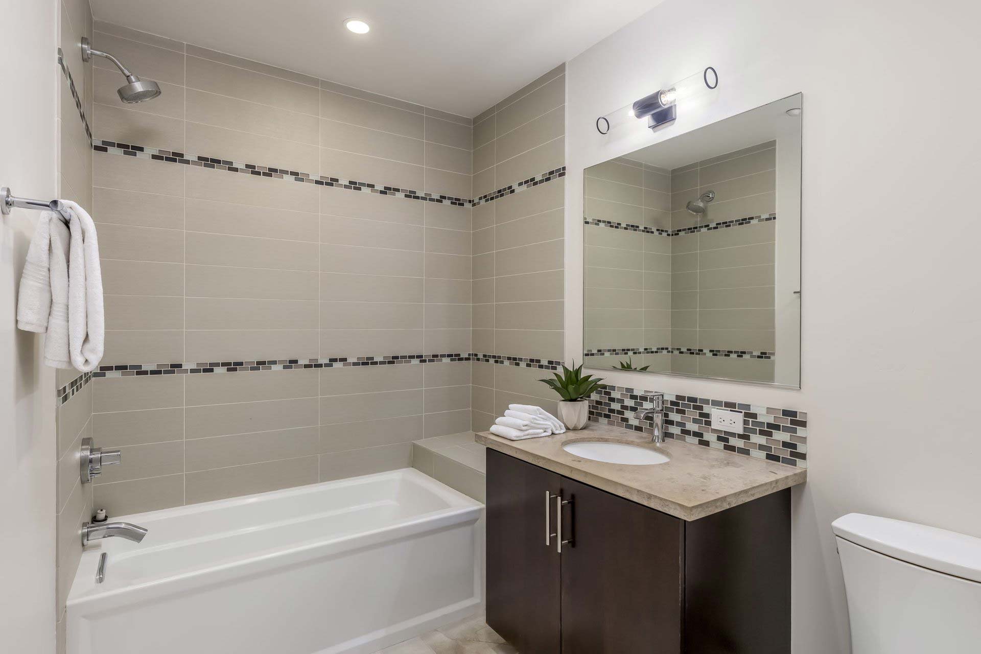 25-custom-502-N-Myers-St-Unit-504-Pixer-Pros-San-Diego-Real-Estate-Photography-25