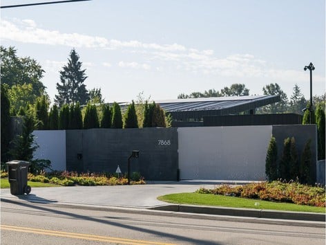 Michael Buble's home in Burnaby, BC – Photo by Richard Lam/PNG released by Vancouver Sun in 2018.