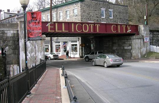 Railroad_bridge_at_entrance_to_ellicott_city