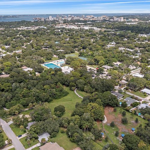Arlington Park Infill Report: Design Trends, Land Valuations, and 180-Day Pro-Forma Metrics for Sarasota New Construction