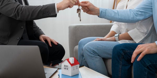 2025 Homebuying Myths That Could Cost You Thousands