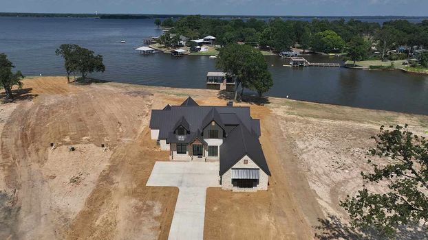 Lot-11-View-1-of-3-DJI_0316