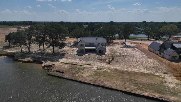 Lot-13-View-3-of-3-DJI_0324