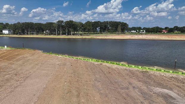 Lot-18-View-2-of-3-DJI_0338