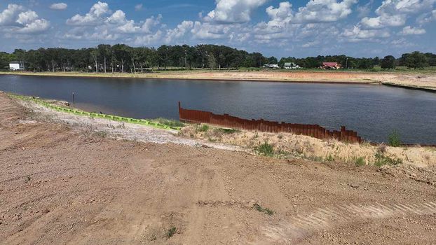 Lot-21-View-2-of-3-DJI_0344