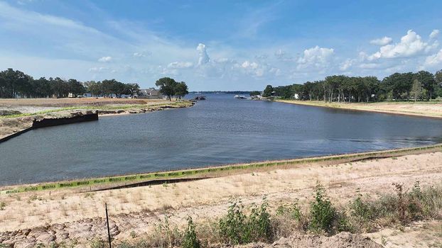 Lot-25-View-2-of-3-DJI_0356