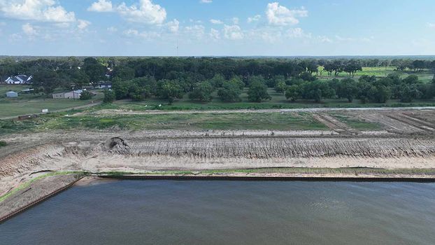 Lot-26-View-3-of-3-DJI_0360