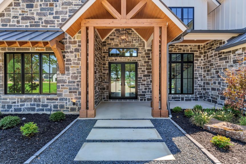 10-Modlux.Media.2572 Groves Dr_DSC00637