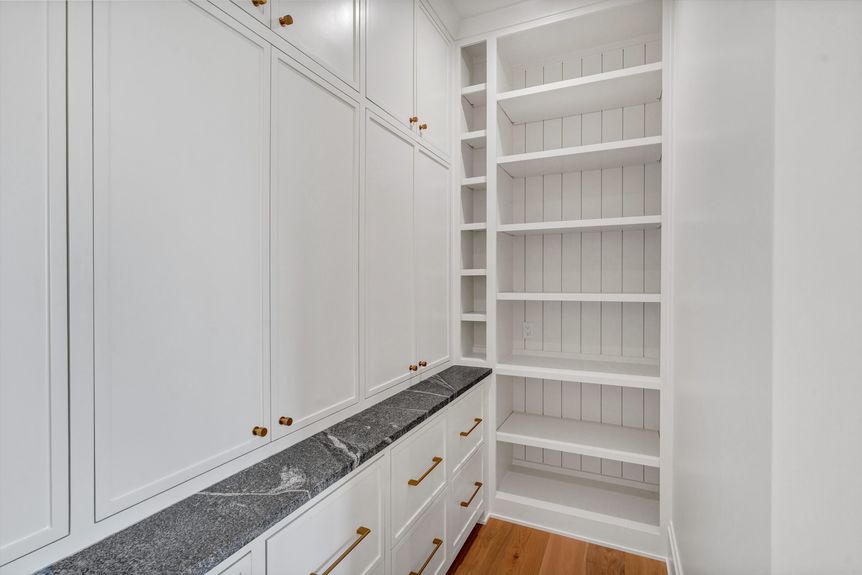 26-Modlux.Media.2572 Groves Dr_DSC00827
