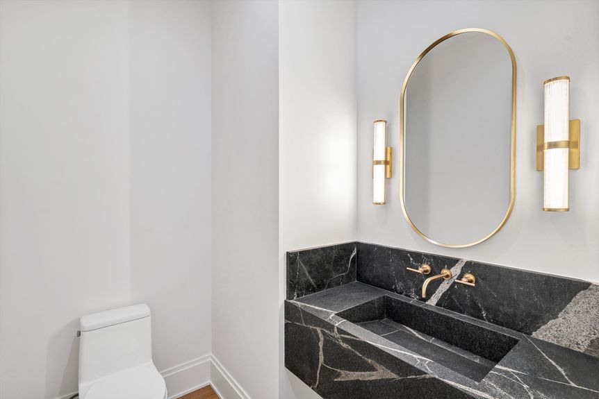 46-Modlux.Media.2572 Groves Dr_DSC00787