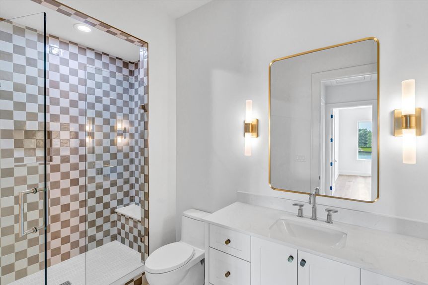 47-Modlux.Media.2572 Groves Dr_DSC00672