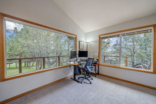 10-web-or-mls-20210 Meadow Ln, Bend (8 of 60)