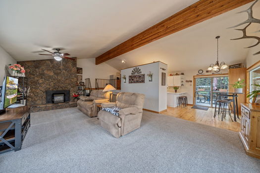 12-web-or-mls-20210 Meadow Ln, Bend (10 of 60)