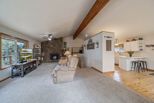 14-web-or-mls-20210 Meadow Ln, Bend (12 of 60)