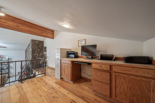 18-web-or-mls-20210 Meadow Ln, Bend (16 of 60)