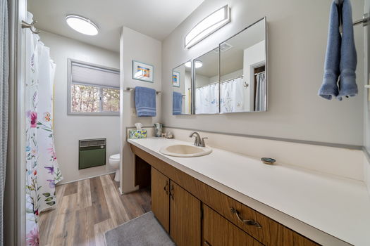 21-web-or-mls-20210 Meadow Ln, Bend (19 of 60)