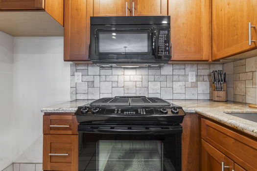 28-web-or-mls-20240219-PAC11058-HDR