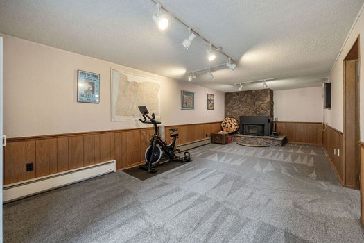 36-web-or-mls-20210 Meadow Ln, Bend (34 of 60)