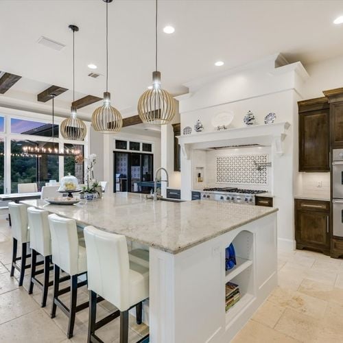 Does staging help sell homes in Steiner Ranch?