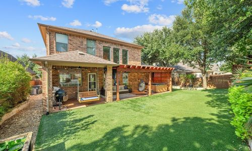 How Specialized Marketing Impacts Higher-End Homes in Steiner Ranch