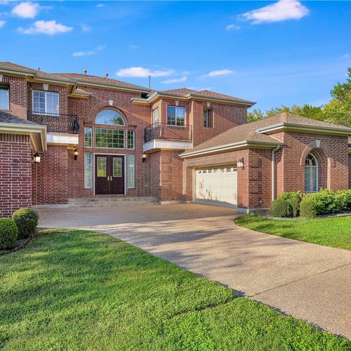 What Buyers Want Right Now in Steiner Ranch: Features, Finishes, Layouts