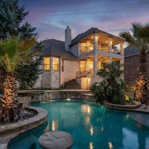 Timing the Market: The Risk of Listing During a Slower News Cycle