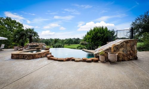 How do I avoid overpricing my home in Steiner Ranch