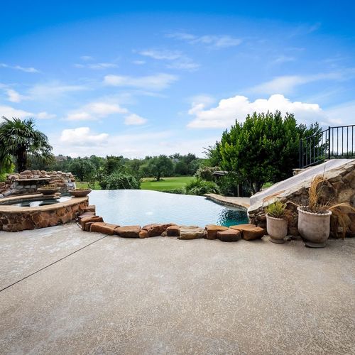 How do I avoid overpricing my home in Steiner Ranch