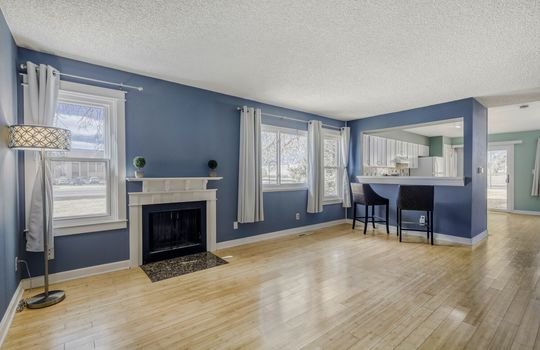 300 Sundance circle north A101 - Web Quality - 006 - 06 Living Room