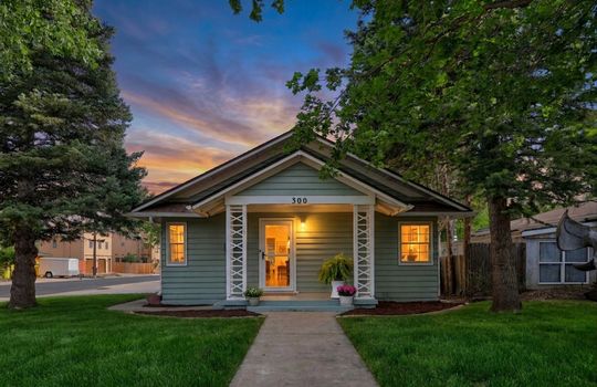 1 - 300 W Cleveland - MLS listing photo order