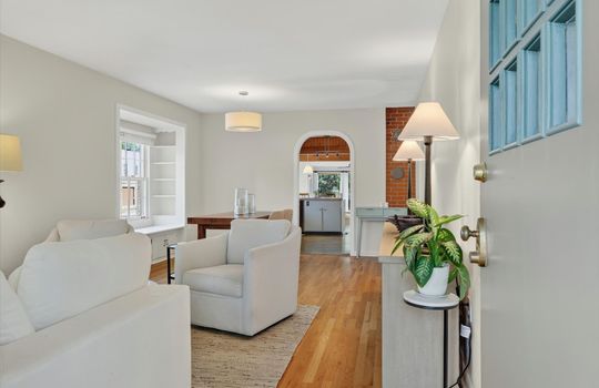 2- 300 W Cleveland - MLS listing photo order
