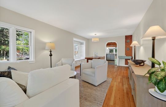 3- 300 W Cleveland - MLS listing photo order